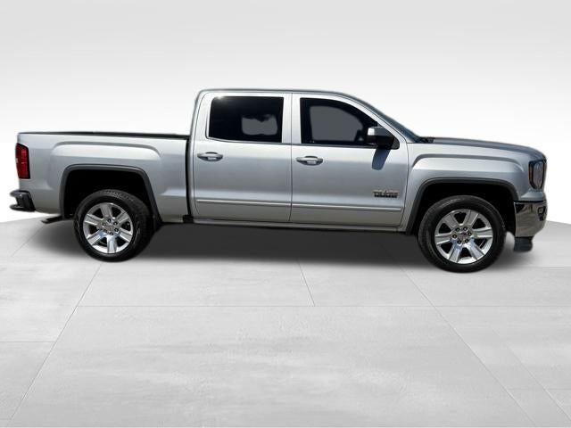 2017 GMC Sierra 1500 Crew Cab Short Box 2-Wheel Drive SLE