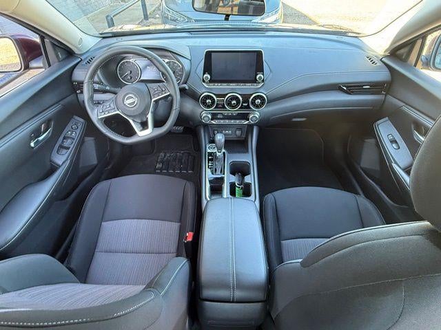 2025 Nissan Sentra SV CVT
