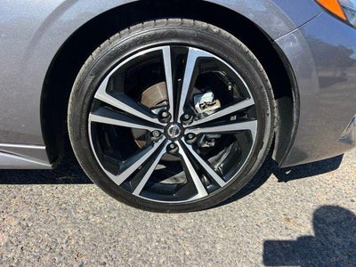 2022 Nissan Sentra SR CVT