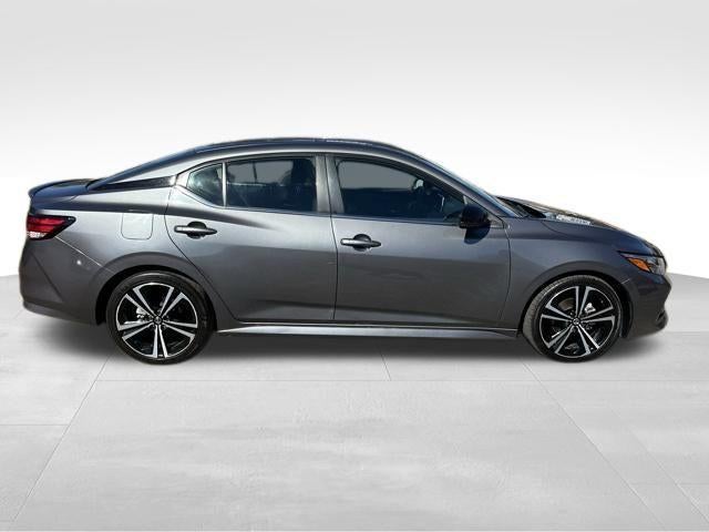 2022 Nissan Sentra SR CVT