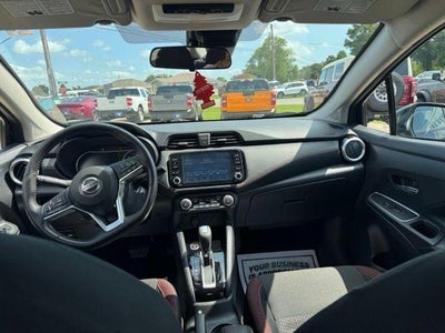 2025 Nissan Versa SR CVT