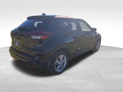 2024 Nissan Kicks S FWD