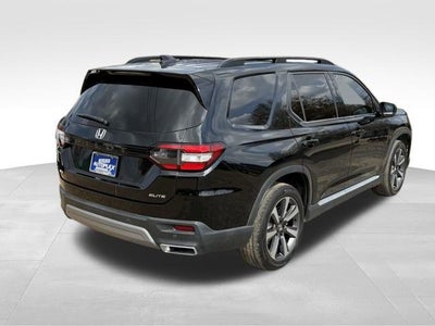2023 Honda Pilot Elite AWD